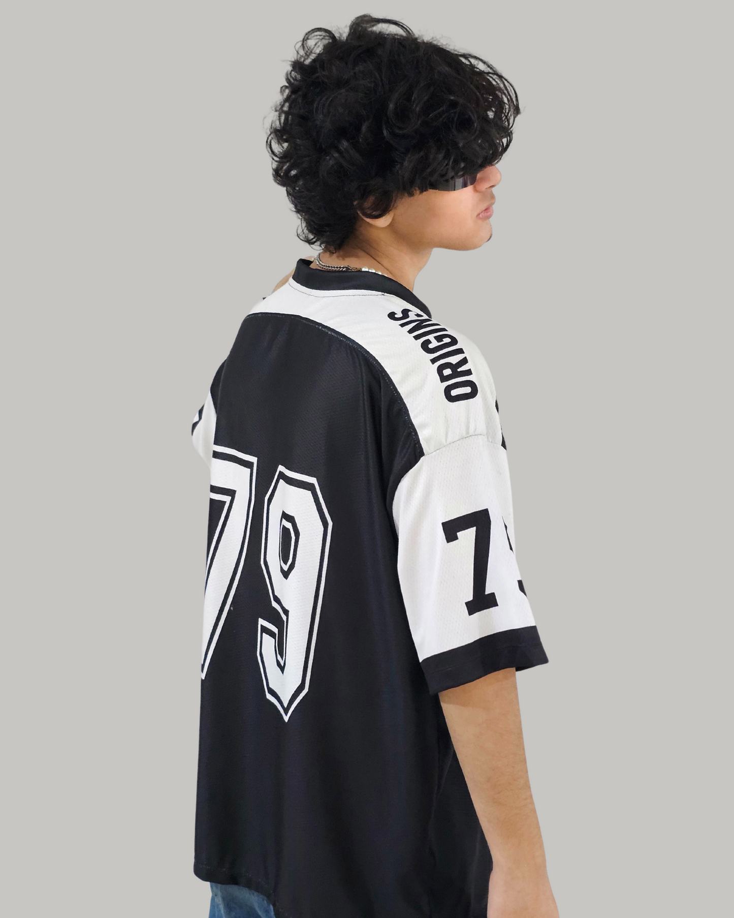 79 UNISEX BLACK & WHITE JERSEY